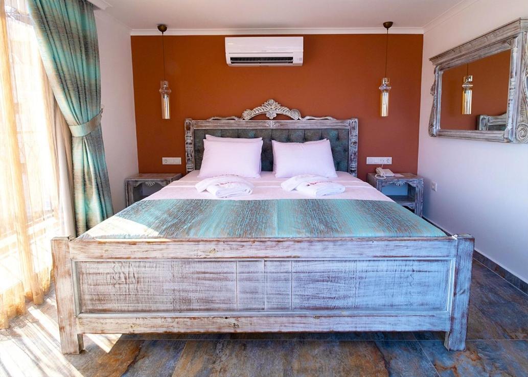 Noel Baba Hotel Kaş Esterno foto