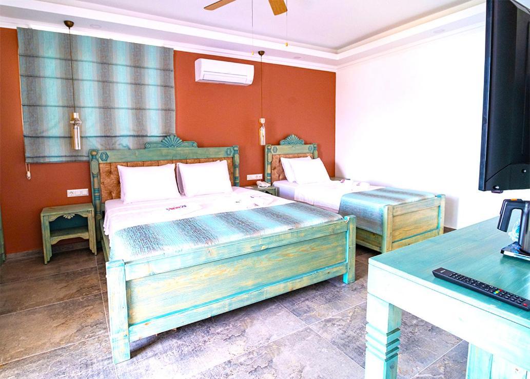 Noel Baba Hotel Kaş Esterno foto
